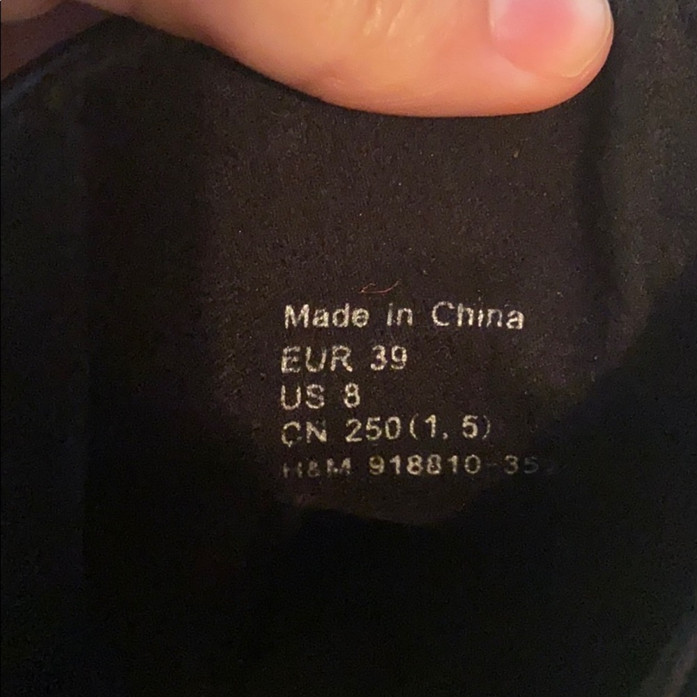Button black boots - Picture 5 of 7